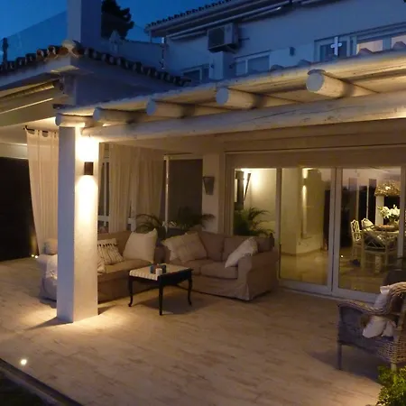 Villa Breeze Boutique Guest Rooms, Marbella-2